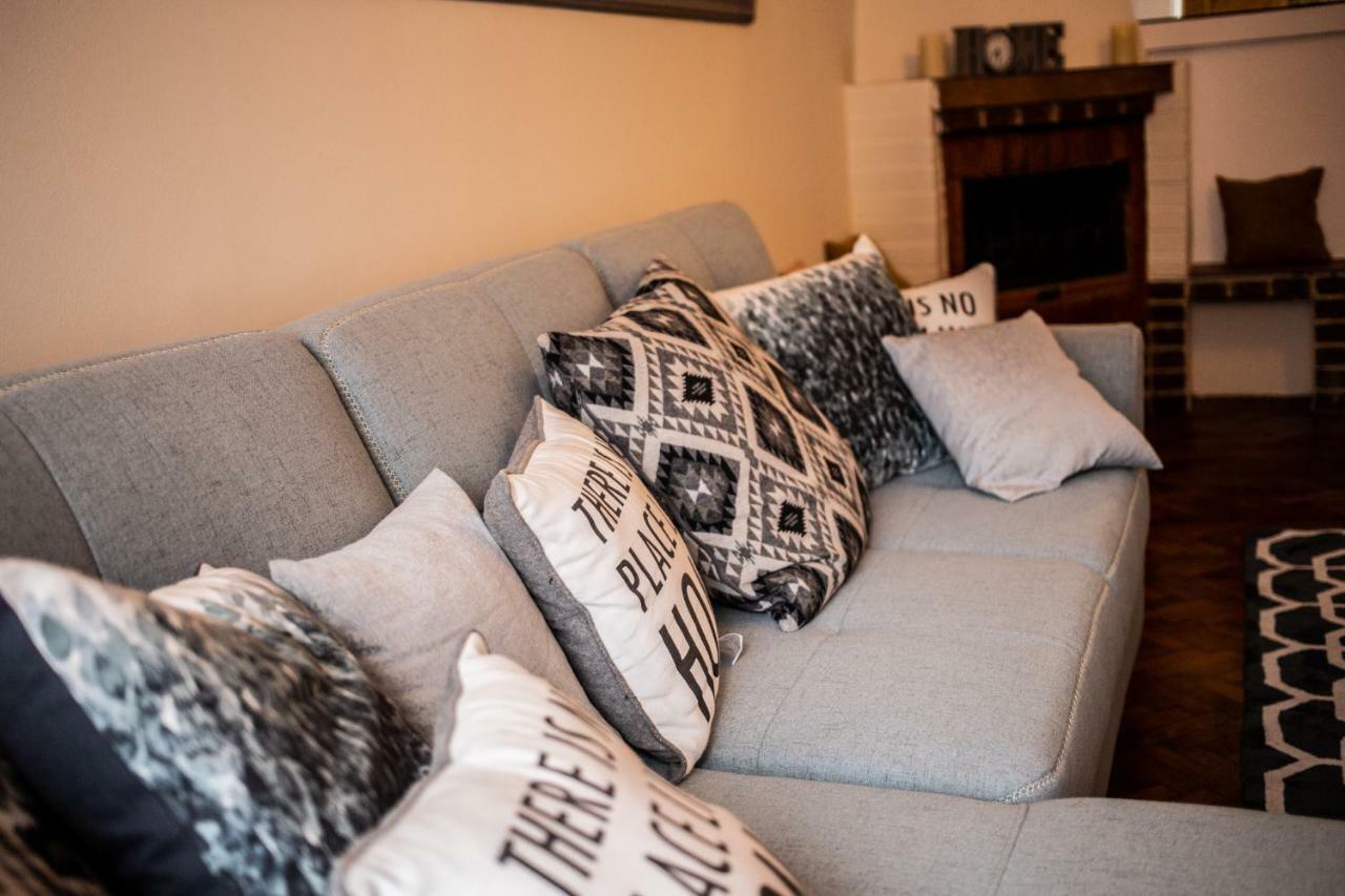 Art Downtown Alecsandri St Luxury Apartment 오라데아 외부 사진